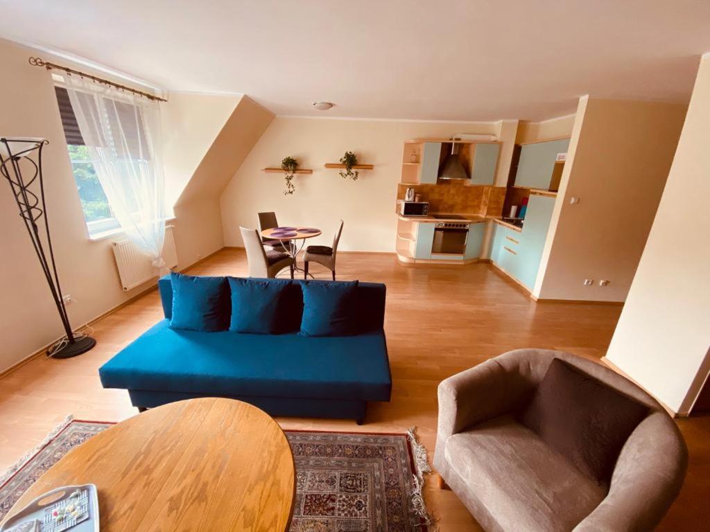 Apartamenty Przy Zamku Olštýn Exteriér fotografie