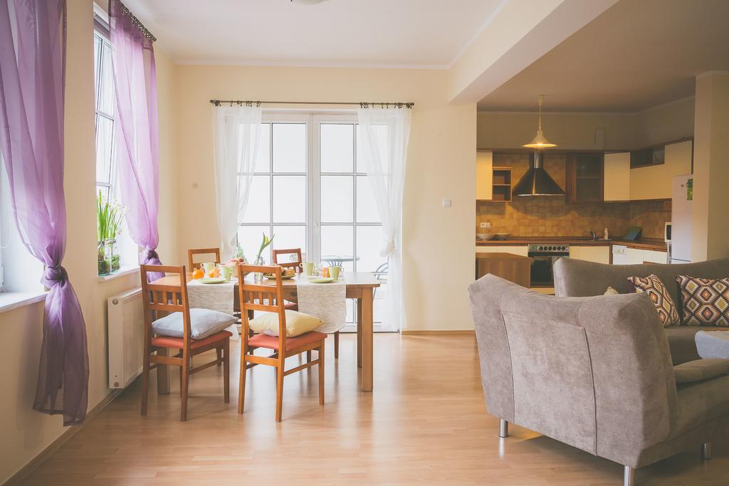Apartamenty Przy Zamku Olštýn Exteriér fotografie